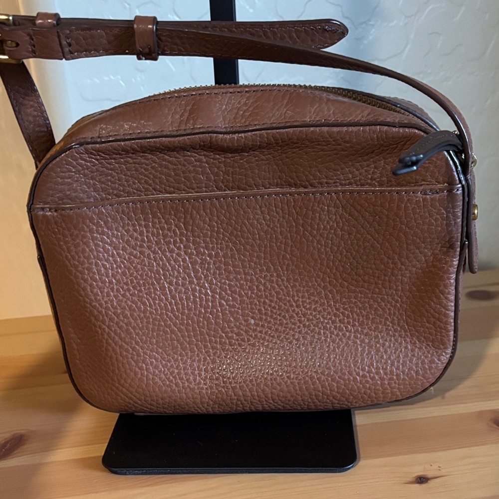 Fossil Brown Leather Crossbody Bag - Picture 3 of 9